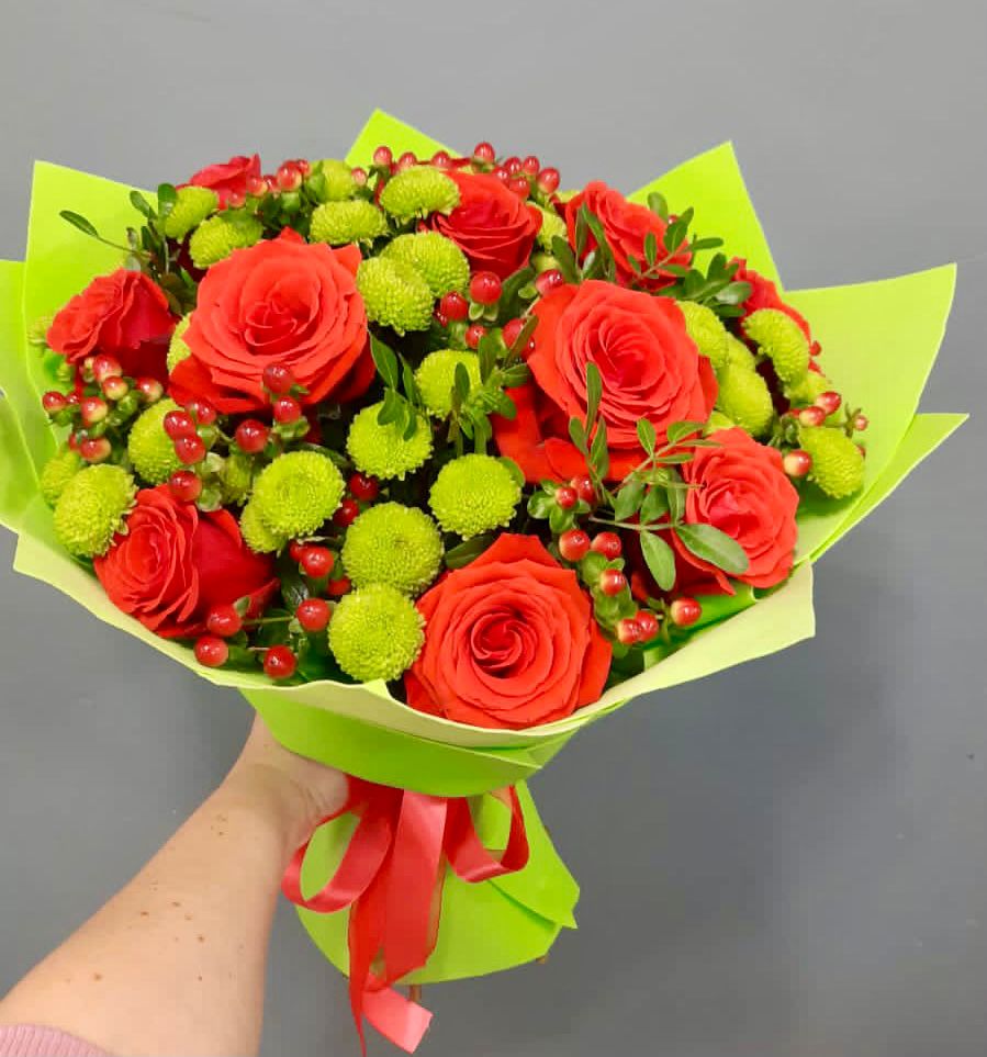 Букет цветов из: Хризантемы и Розы в Новом Удмуртской республики