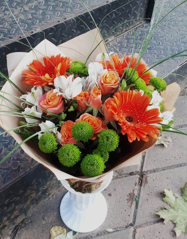 Букет цветов из: Герберы, Хризантемы, Альстромерии и Розы в Новом Удмуртской республики