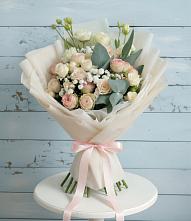 Букет цветов из:  Розы и Лизиантусы #REPLACE_PRED# Новом Удмуртской республики