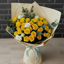 Букет цветов из:  Розы в Новом Удмуртской республики