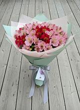 Букет цветов из:  Альстромерии в Новом Удмуртской республики