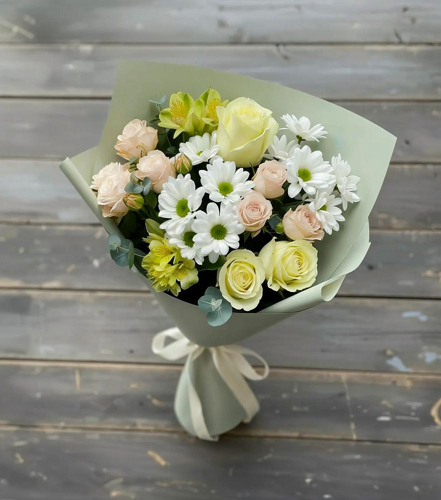 Букет цветов из: Альстромерии, Розы и Хризантемы в Новом Удмуртской республики