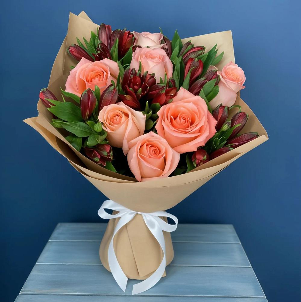 Букет цветов из: Розы и Альстромерии в Новом Удмуртской республики