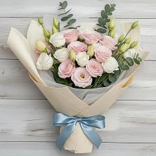 Букет цветов из:  Лизиантусы в Новом Удмуртской республики