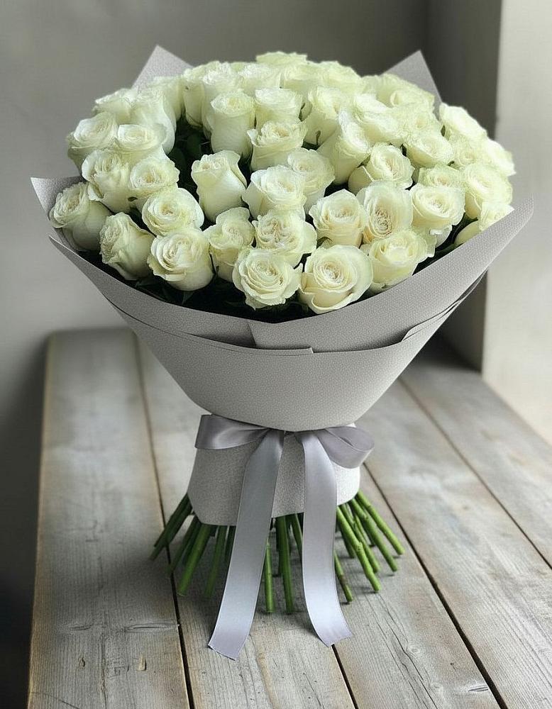 Букет 35 Белых роз в Новом Удмуртской республики