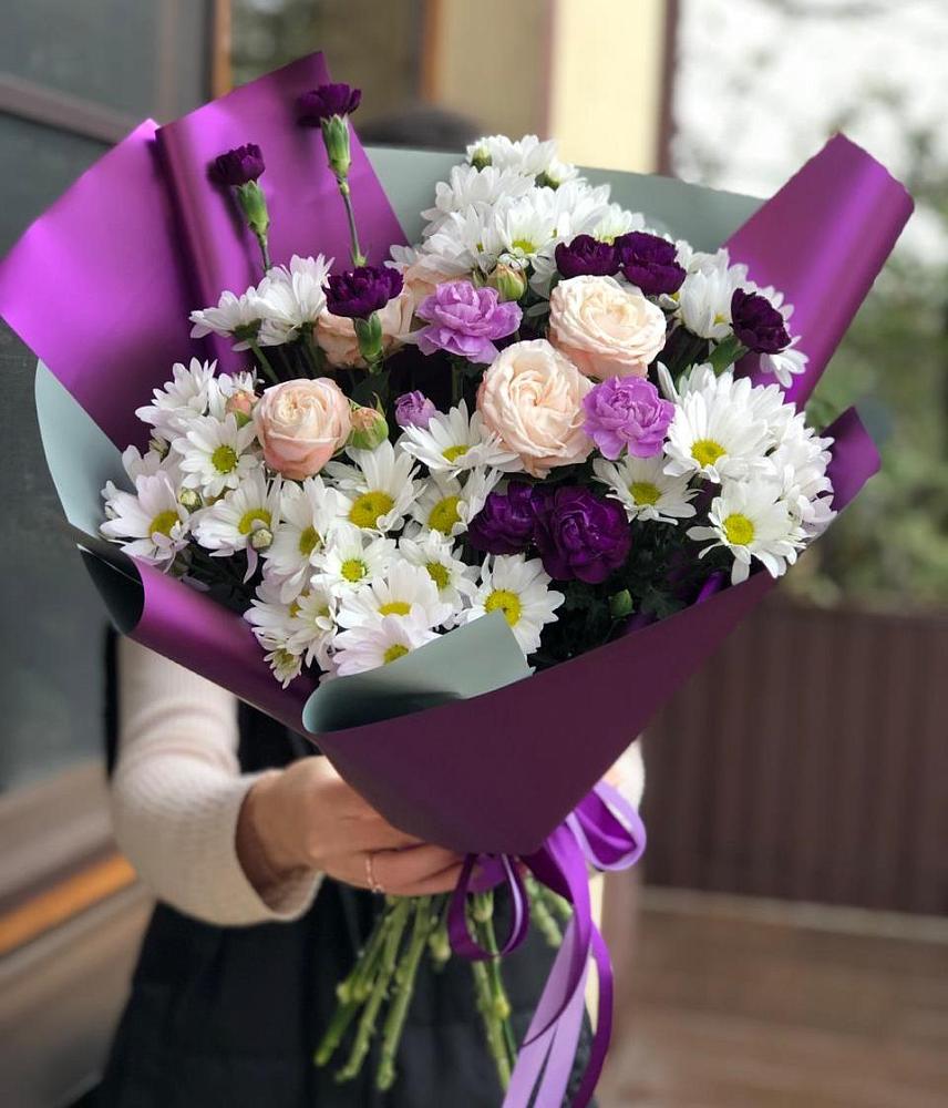 Букет цветов из: Хризантемы, Гвоздики и Розы в Новом Удмуртской республики