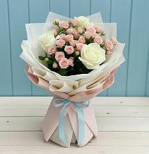 Букет цветов из:  Розы в Новом Удмуртской республики
