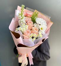 Букет цветов из:  Хризантемы и Розы в Новом Удмуртской республики