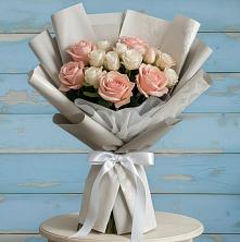 Букет цветов из:  Розы в Новом Удмуртской республики
