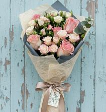 Букет цветов из:  Розы в Новом Удмуртской республики