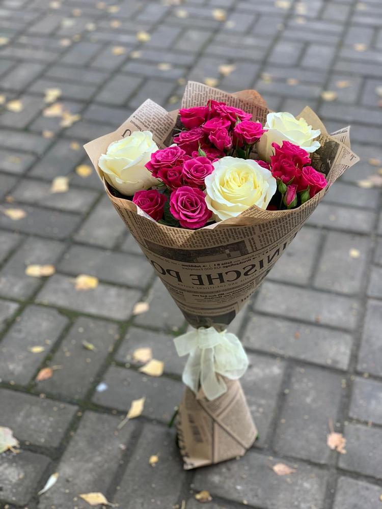 Букет цветов из: Розы в Новом Удмуртской республики