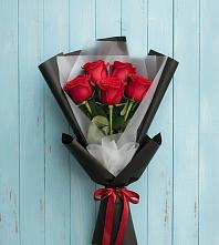 Букет цветов из:  Розы в Новом Удмуртской республики