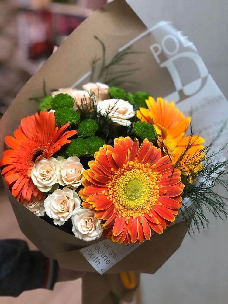 Букет цветов из: Герберы, Хризантемы и Розы в Новом Удмуртской республики